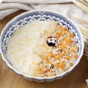 Рисовая каша с рисом и гранолой