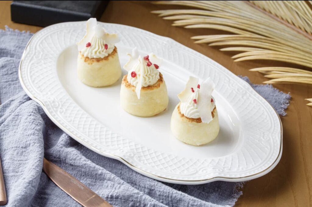 Сырники с муссом манго
